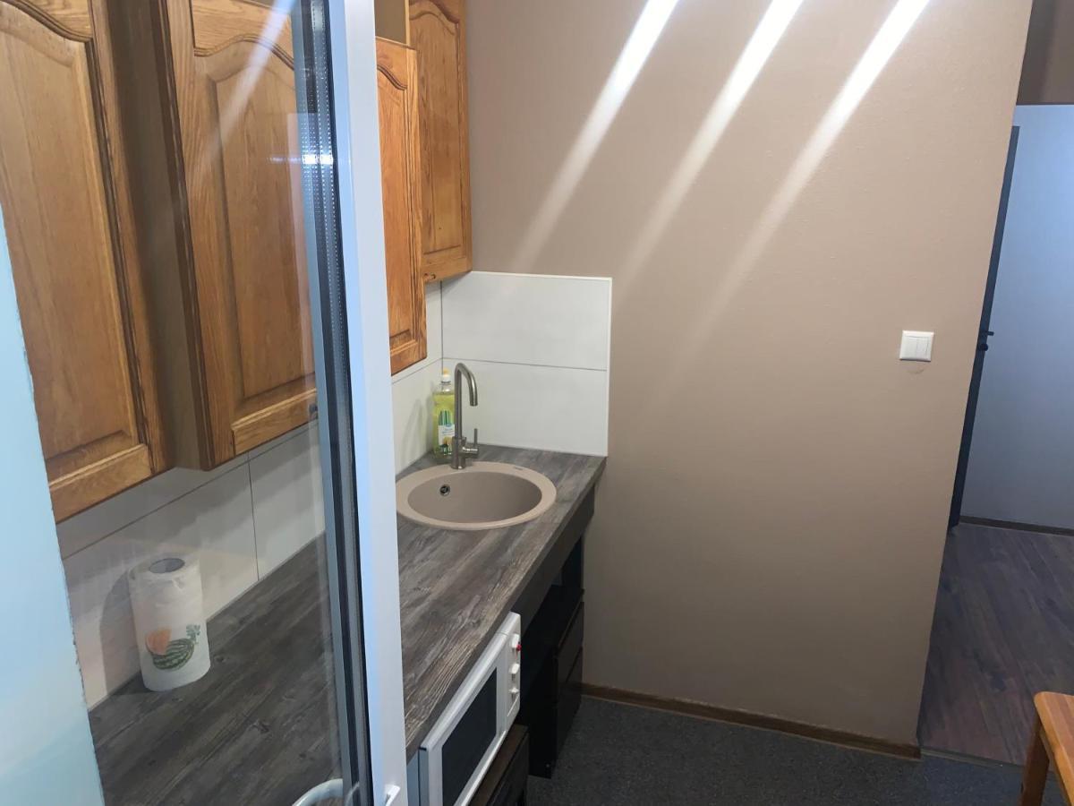 K76 - Very Nice 2-Bedrooms Apartment -2 Big Beds-1 Single Bed Tartu Buitenkant foto